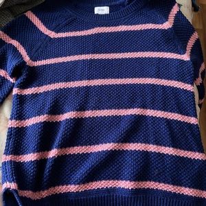 Old navy sweater